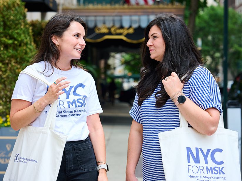 Supporters of Memorial Sloan Kettering connect in NYC, carrying “NYC for MSK” tote bags to raise awareness for rare cancer research. 
